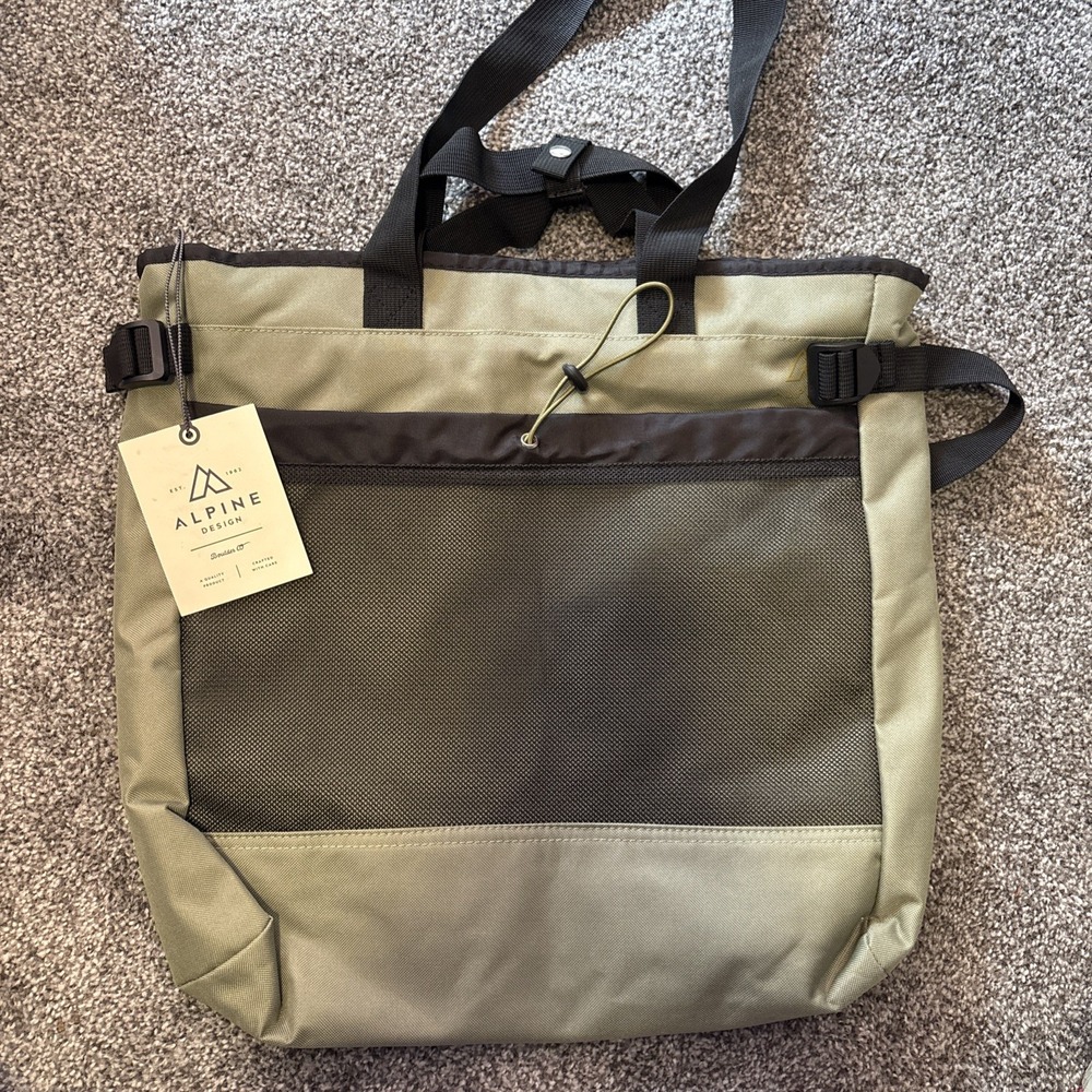 Alpine Design Convertible‎ Tote Olive Green Laptop Storage Durable NWTs